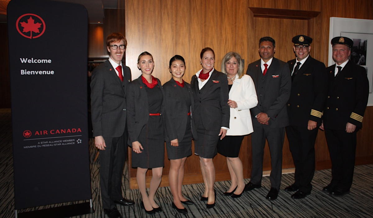 Lucie Guillemette with Air Canada pilots and crew. (Pax Global Media/Christina Newberry)