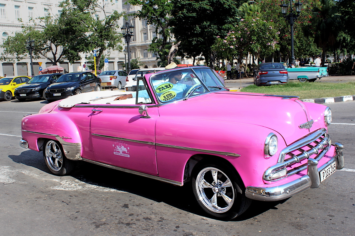 Classic vintage cars line the streets of Havana. (Pax Global Media/file photo)