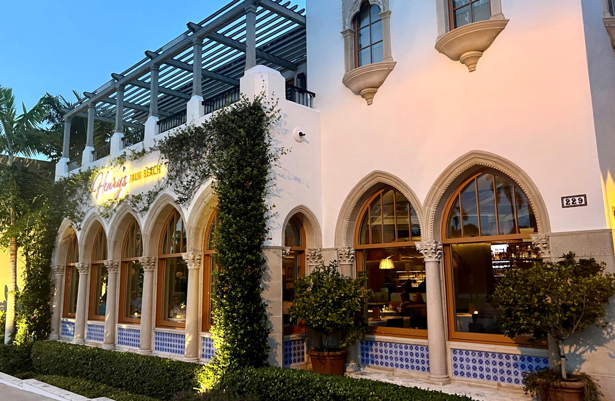 Henry's Palm Beach. (Pax Global Media) 