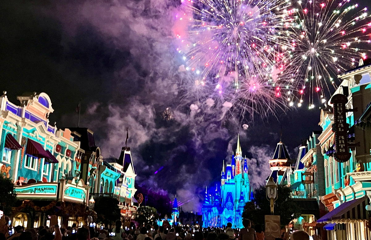 Fireworks light up Cinderella Castle at Magic Kingdom Park. (Pax Global Media)
