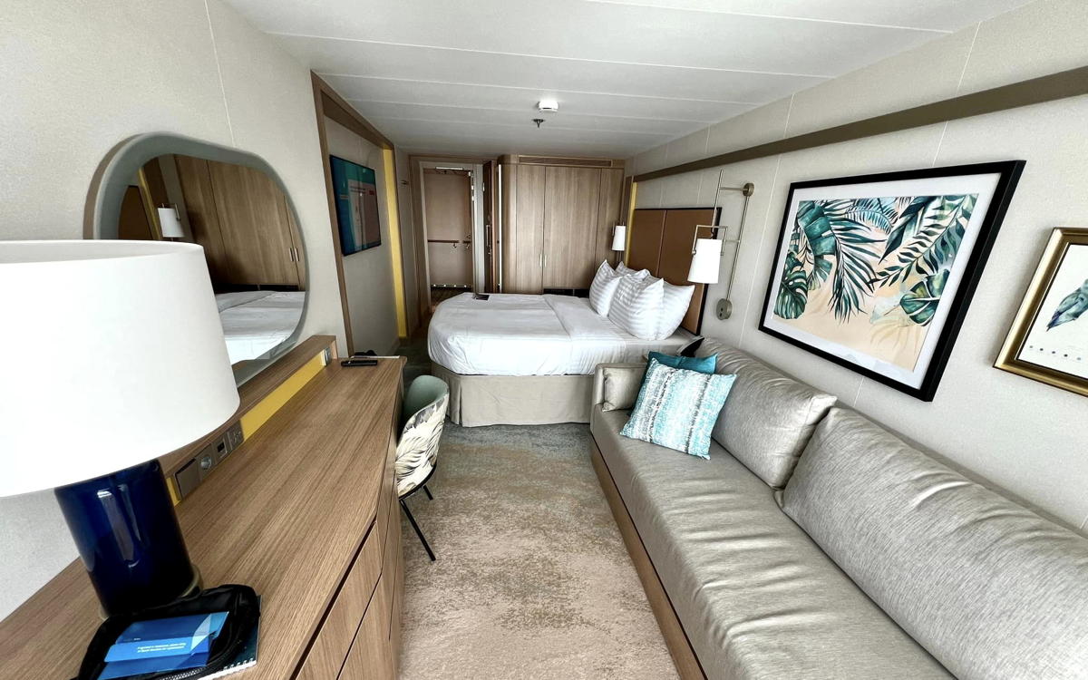 Inside a balcony stateroom cabin. (Pax Global Media)