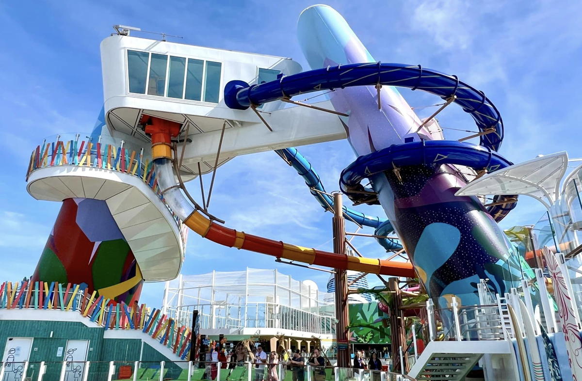 Waterslides galore on Icon of the Seas. (Pax Global Media)