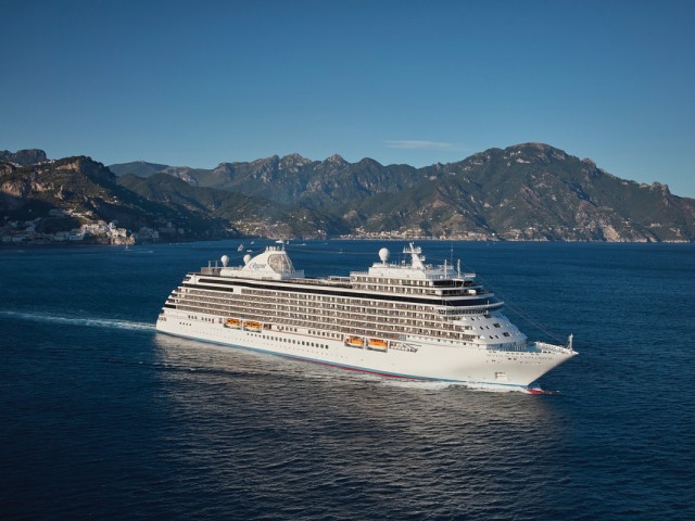 Regent Seven Seas Cruises unveils news online tools for agents