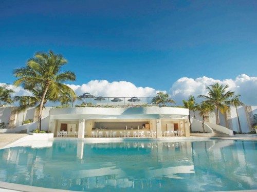 Sunwing treats travellers to 40% savings