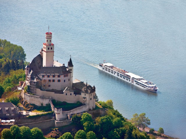 Insight Vacations, Luxury Gold and Uniworld unveil 2017 “Europe’s Finest” collection