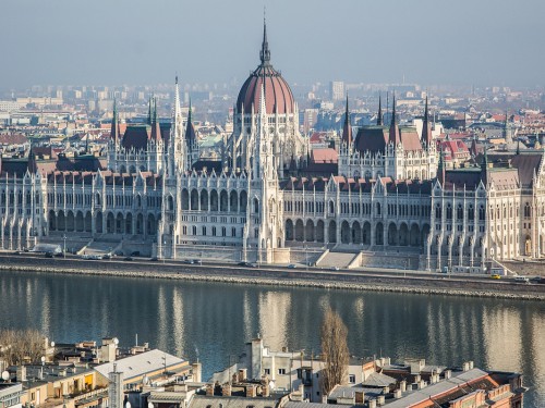 Amadeus River Cruises now in Canada