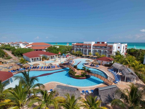 Sunwing adds Grand Memories properties to resort line-up