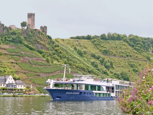 Avalon Waterways releases 2018 brochure