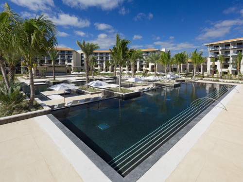 UNICO 20°87° Hotel Riviera Maya makes its debut
