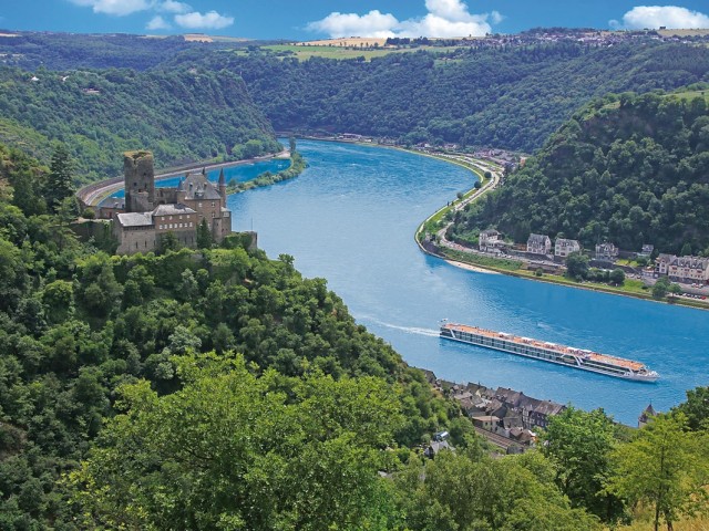 Join Exclusive Tours for an Amadeus webinar this week