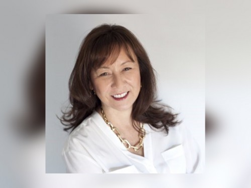 Uno joins Air Canada Vacations