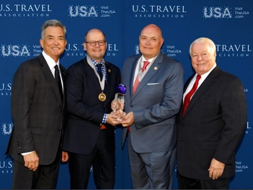 TravelBrands receives Chairman’s Circle Honors award