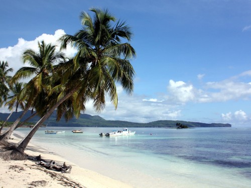 AMResorts unveils hot summer savings