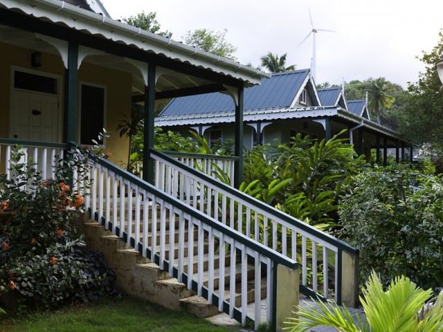 Canlink Travel adds Rosalie Bay