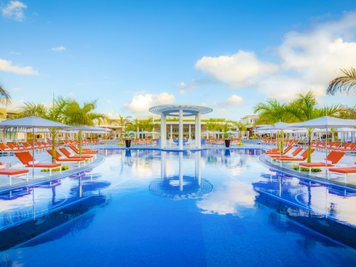 Signature Vacations adds Grand at Moon Palace Cancun