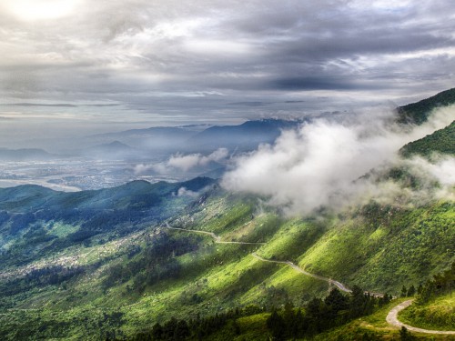 Tauck partners with Ken Burns to add trips to Vietnam