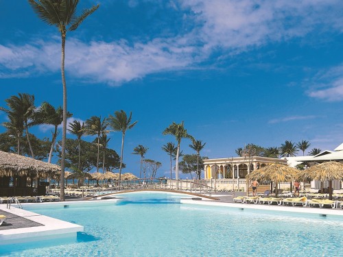 Sunwing's YYG-POP service returns this winter