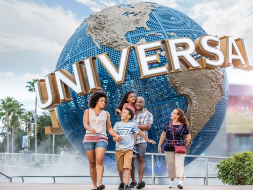 Universal launches new travel agent team