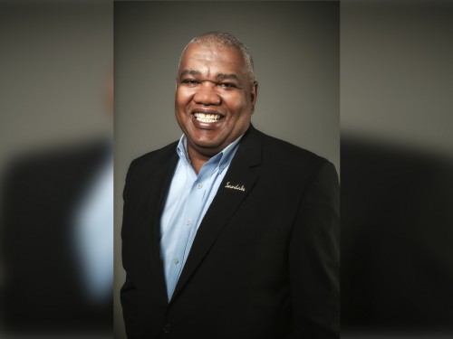 Unique Vacations' Sadler honoured by Jamaican PM