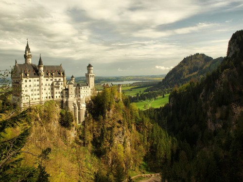 Canadian travel to Germany on the rise