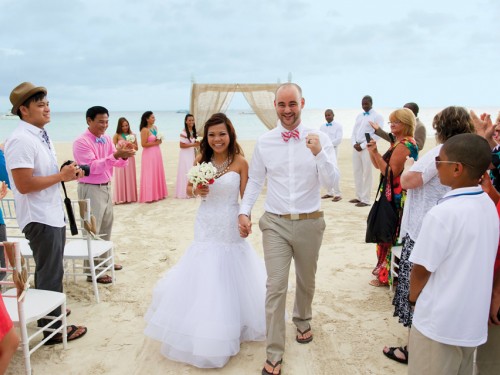 Destination weddings: marketing to millennials