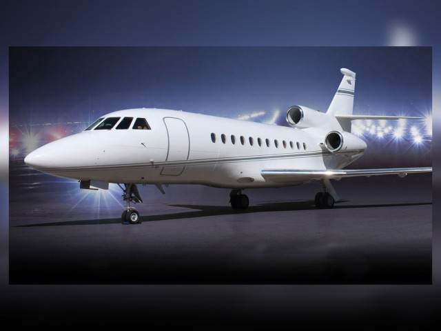 SunwingJets taking off