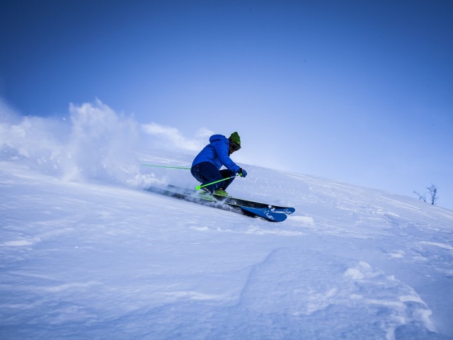 Porter Airlines and Ski Vermont offering free ski tickets