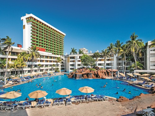Sunwing showcases Mazatlan for November