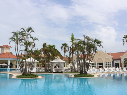 More than 80 Cuban hotels blacklisted by U.S. gov't