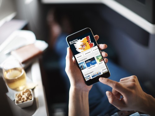 Cathay Pacific teams up with PressReader