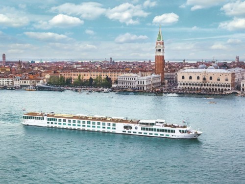 Uniworld's "Our Best Offer Ever" back for 2018