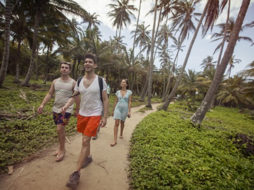 Backpack and give back: 5 sustainable tours for 2018