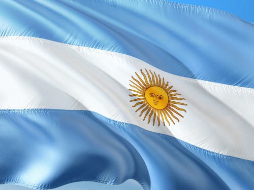Argentina suspends Canadian reciprocity fee