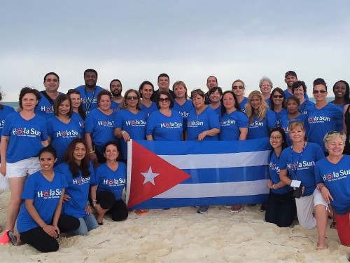 Agents explore Cayos with Hola Sun