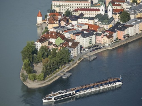 AmaWaterways introduces solo traveller promotion
