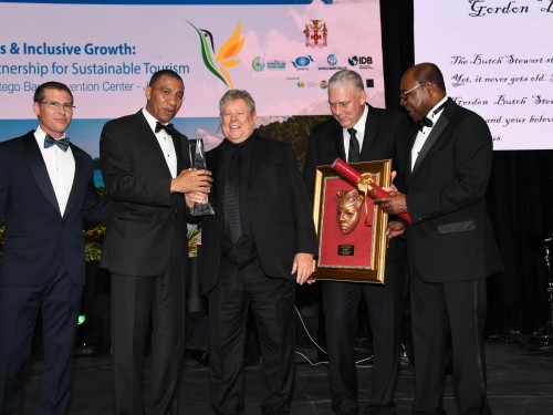 Sandals founder takes home UNWTO sustainability award