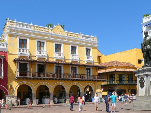 AC's inaugural Toronto-Cartagena flight touches down