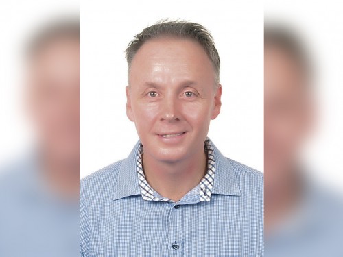 7 reasons why Ron Lonsdale likes working with The Travel Agent Next Door