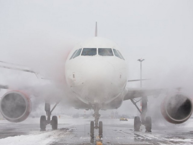 Airports, passengers endure winter complications