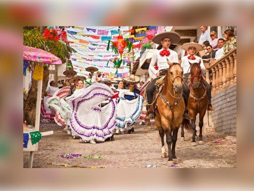 Puerto Vallarta posts record occupancy & arrivals for 2017