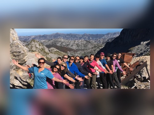 Exodus adds 9 all-women departures