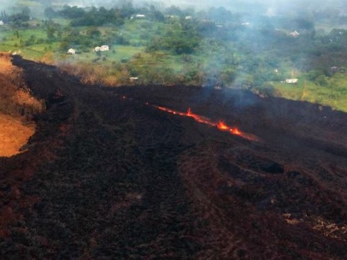 Hawaii's Kīlauea has erupted, but your vacation plans are safe