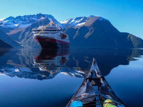 Hurtigruten celebrates 125th birthday with single-use plastic ban