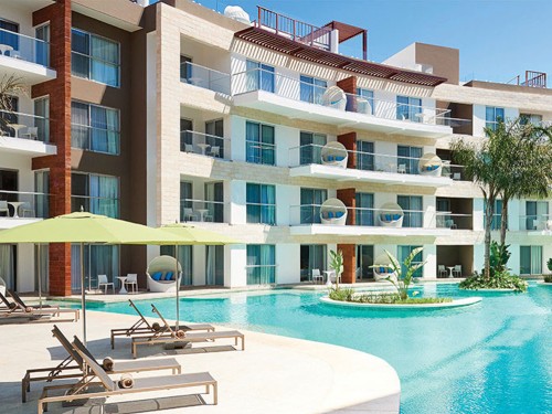 Karisma and The Fives team up for a sensory campaign