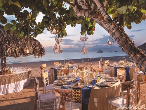Sandals' Band of Gold wedding experience now available
