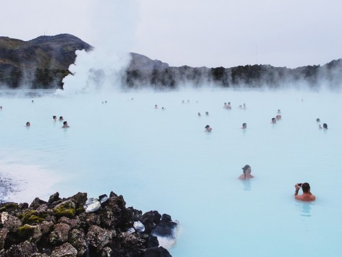 WOW air now flying Vancouver to Iceland