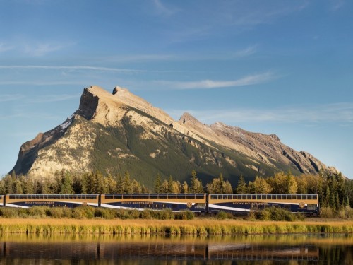 Rocky Mountaineer's new TRACKS training course transforms agents into specialists