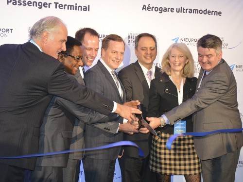 New lounge takes flight at Billy Bishop Toronto City Airport