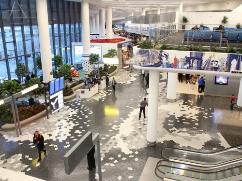 BREAKING: LaGuardia halts flights amid partial government shutdown