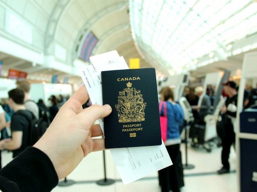 What dual Canadian citizens need to know about transborder travel
